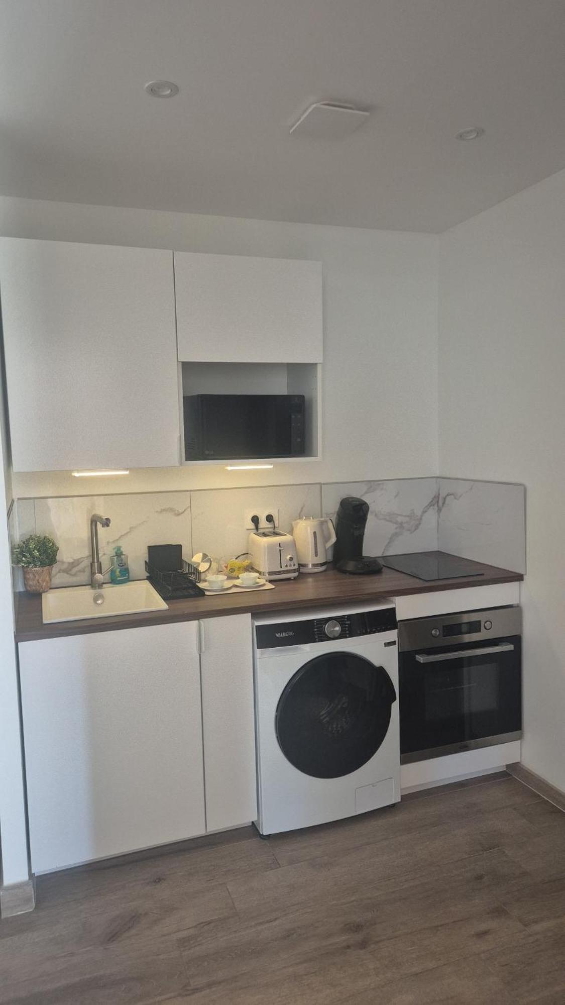 Love Room - Cocon Room - Toulon - أوليوليه المظهر الخارجي الصورة